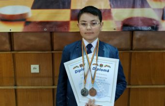 Ask a Mechanic: Tuning a Campy rear derailleur