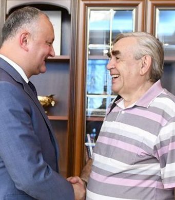 О чём говорили президент И.Додон и народный артист СССР М.Мунтян Додон Мунтян