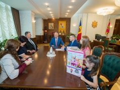 Президент встретился с бывшими узниками талибов