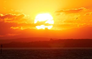 В Молдове объявлен желтый код из-за жары солнце