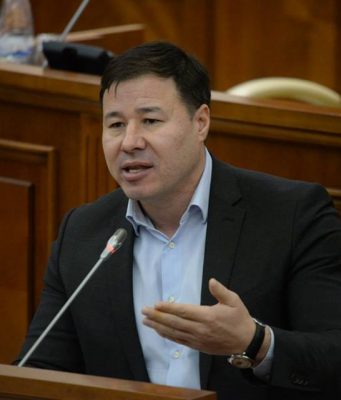 Цырдя объяснил, почему Цуркан стал объектом нападок