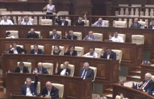 Назначение Харунжена признали незаконным