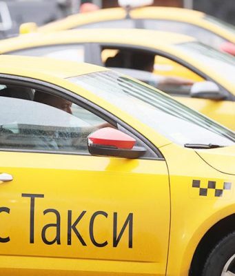 В Кишиневе поймали сильно пьяного таксиста такси