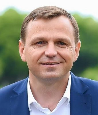 УМ НЭСТАСЕ, СРЕДИ ЛЮДЕЙ, ОБВИНЯЕМЫХ В ОТМЫВАНИИ МИЛЛИАРДА. ЧТО ОТВЕТИЛ ГЛАВА МВД