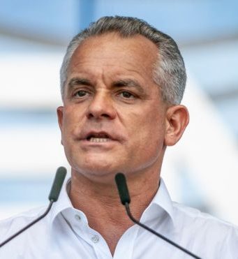 СМИ: у Плахотнюка может быть паспорт на другое имя Плахотнюк