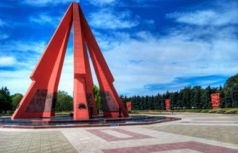 В Кишиневе идет реконструкция мемориального комплекса «Вечность» Мемориал