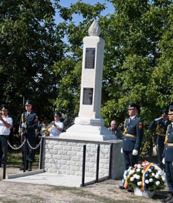 Памятник героям Великой Отечественной войны открыт во Флорештском районе