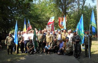 Возвести этот памятник в одиночку – настоящий подвиг