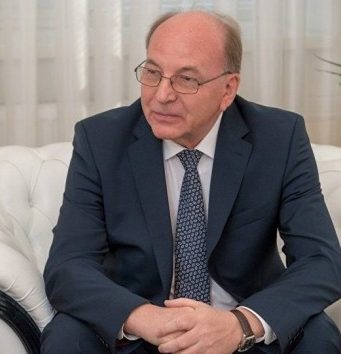 Посол РФ в Молдове Олег Васнецов поздравил жителей Республики Молдова с Днем Независимости