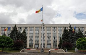 Боля: Гаврилицэ придет в парламент в понедельник, чтобы просить у депутатов вотум доверия правительство