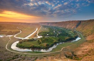 Что будет в Молдове сегодня, 22 декабря: протесты, заседания и аудит госзакупок Молдова
