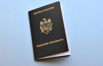 Кто в Молдове должен сдать дипломатические паспорта? дипломатический паспорт