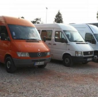 Перевозчики настаивают на поднятии тарифов, угрожая забастовками