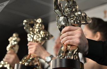 ВИДЕО Продюсер: люди устали от политики, им нужны эмоции