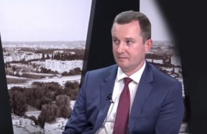 Судья Мельничук отстранен от должности по делу о крупной взятке мельничук