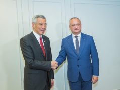 Додон встретился в Ереване с премьер-министром Сингапура