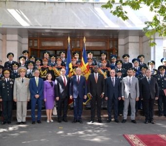 Посол России в Молдове принял участие в праздничном мероприятии по случаю Дня национальной армии