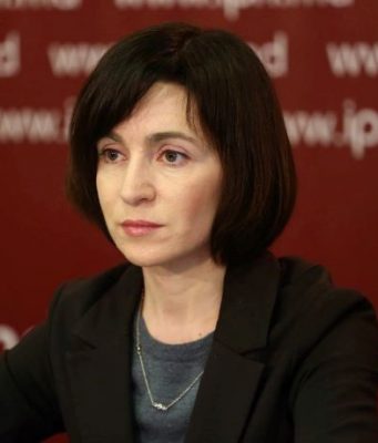 Майя Cанду о налогах: пусть богатые платят больше