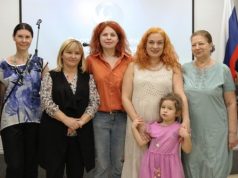 В Кишинев открыта выставка Арт-студии «Семь цветов счастья»