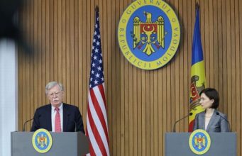 Высокопоставленный чиновник Госдепа США уволен после визита в Молдову. В чем причина?