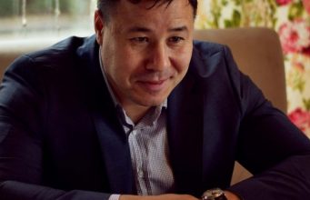 Богдан Цырдя: Усатый приехал в Москву в багажнике и в парандже