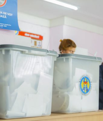 Для молдавских студентов в Румынии транспорт до избирательных участков будет бесплатным выборы