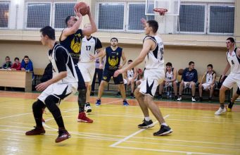 В Молдове проходит Открытый кубок Студенческой баскетбольной лиги баскетбол