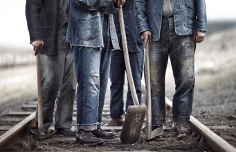 Трудящийся в Молдове – меньше, чем трудящийся: число несчастных случаев растет