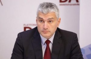 Слусарь отверг возможность массового исхода депутатов из фракций ACUM