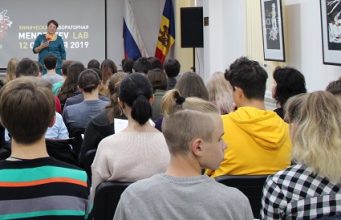 В Кишиневе прошла акция «МенделеевЛаб»