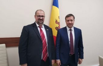 Встреча заместителя руководителя Россотрудничества с председателем парламентской комиссии Молдовы