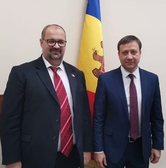 Встреча заместителя руководителя Россотрудничества с председателем парламентской комиссии Молдовы