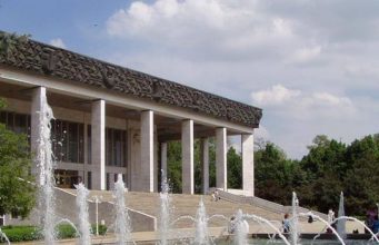 Ковид-режим: вот на какие спектакли можно сходить в Кишиневе театр