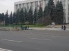 В центре Кишинева началась установка главной новогодней елки страны