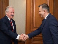Премьер-министр Ион Кику встретился с Чрезвычайным и Полномочным Послом Турции Молдове Гюролом Сёкменсюером