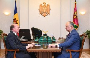 Президент Игорь Додон встретился с послом России в Молдове Олегом Васнецовым