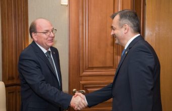 Состоялась встреча премьер-министра РМ и посла РФ
