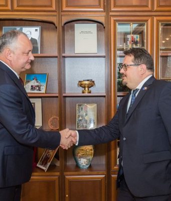 Додон встретился с Михалко – что обсудили президент и евродипломат