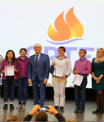 В “Артеке” наградили финалистов акции “Наши герои”