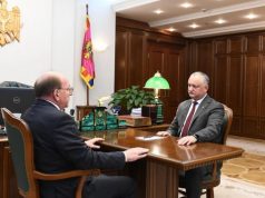 Додон снова встретился с послами США и России