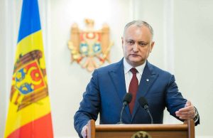 Додон улетел в Москву на Парад Победы додон