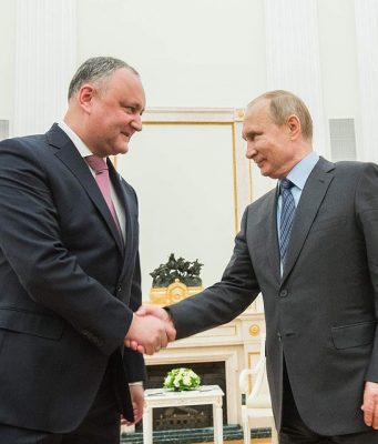Додон: Надеюсь, что в следующем году Владимир Путин совершит официальный визит в Молдову