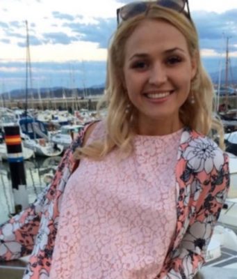 Она его охомутала, теперь “хомутят” и ее – задержали звезду порно-видео с Филатом