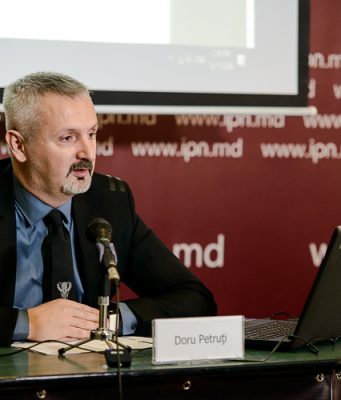 Три партии войдут в Парламент в случае проведения досрочных выборов, опрос