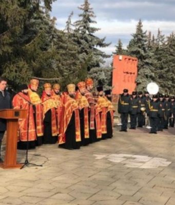 Молдавская земля, пропитанная кровью советских солдат, отправилась в Россию