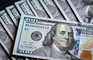 Что готовят евро и доллар: курс валют сразу на несколько дней