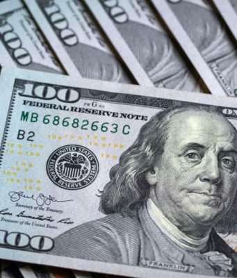 Что готовят евро и доллар: курс валют сразу на несколько дней