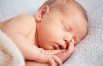 Сколько должен спать ребенок