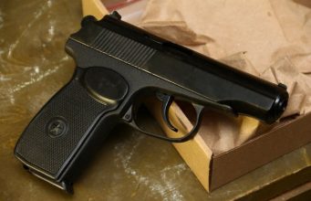 Трагедия в столице – 15-летний подросток застрелился из отцовского пистолета пистолет