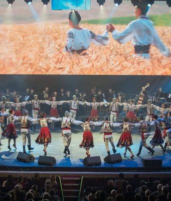 ПОСОЛ РОССИИ В МОЛДАВИИ О.ВАСНЕЦОВ ПРИНЯЛ УЧАСТИЕ В ТОРЖЕСТВАХ ПО СЛУЧАЮ 660-ЛЕТИЯ МОЛДАВСКОЙ ГОСУДАРСТВЕННОСТИ И ГОДА СЕМЬИ